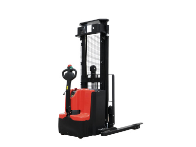 Электрический штабелер Noblelift PS16